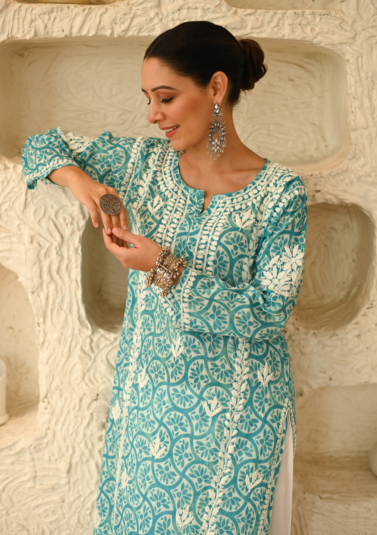 Aidah Chikankari Printed Mulmul Straight Kurta