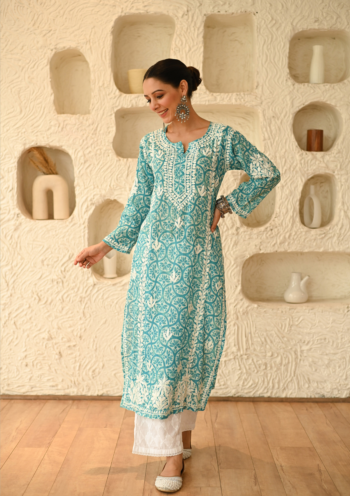 Aidah Chikankari Printed Mulmul Straight Kurta