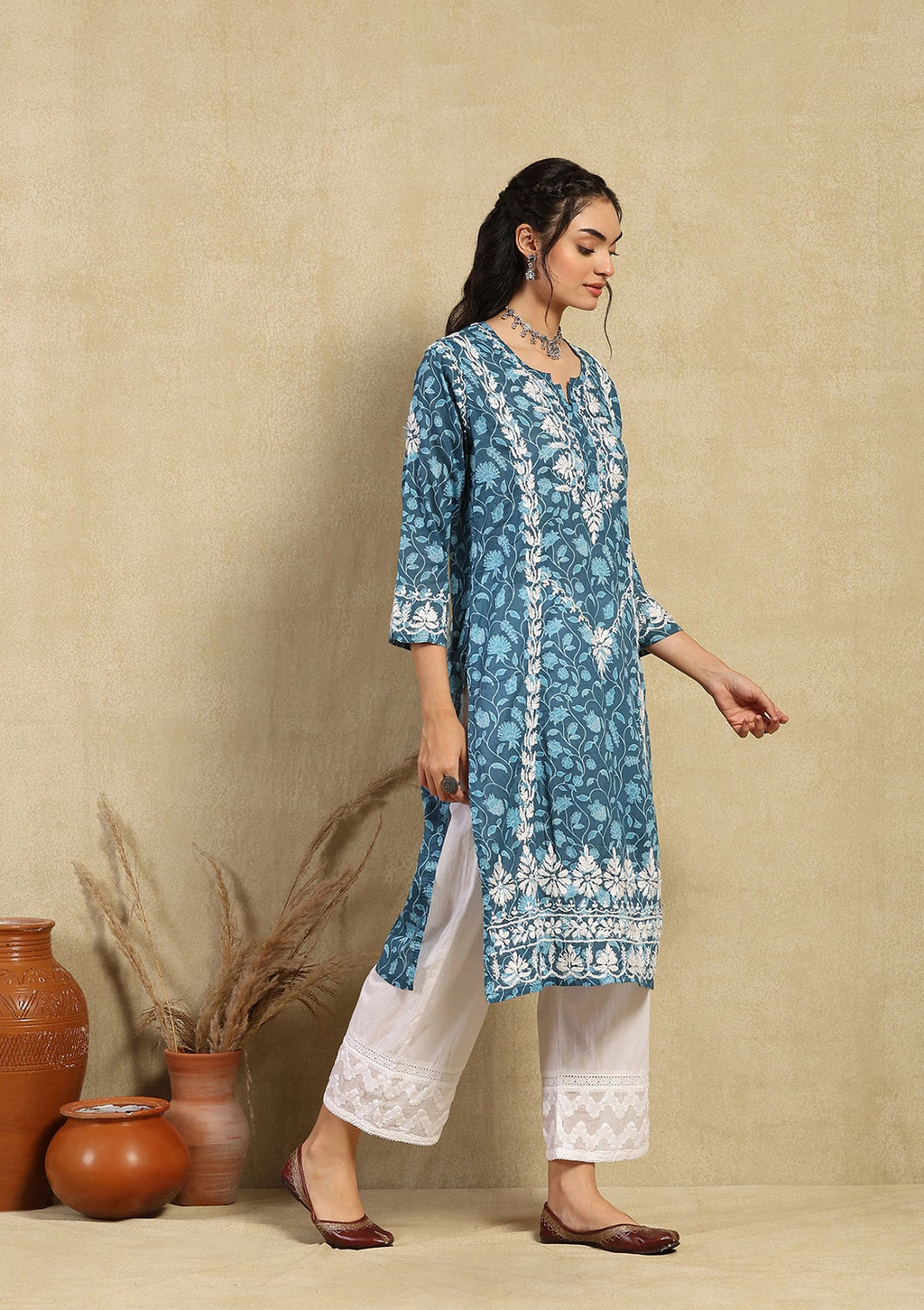 Ambar Chikankari Mulmul Straight Kurta