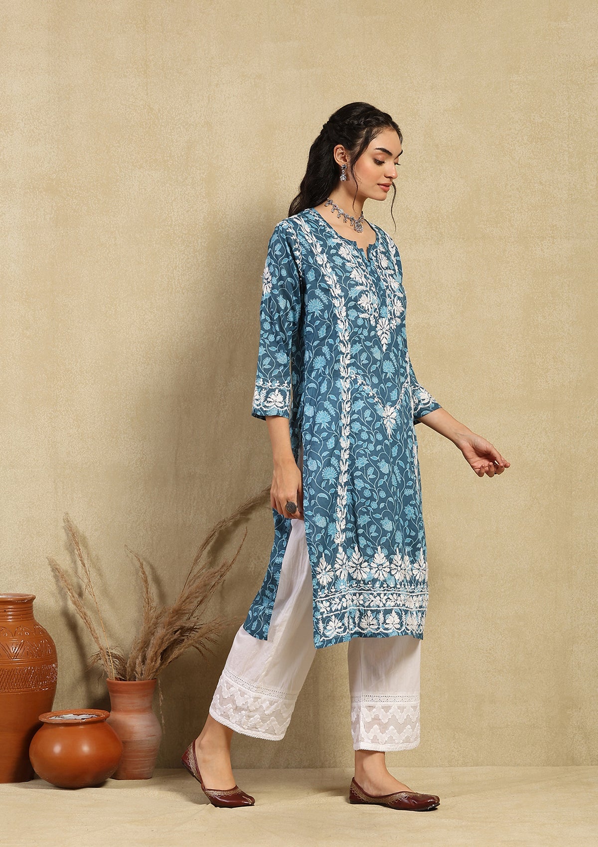 Ambar Chikankari Mulmul Straight Kurta