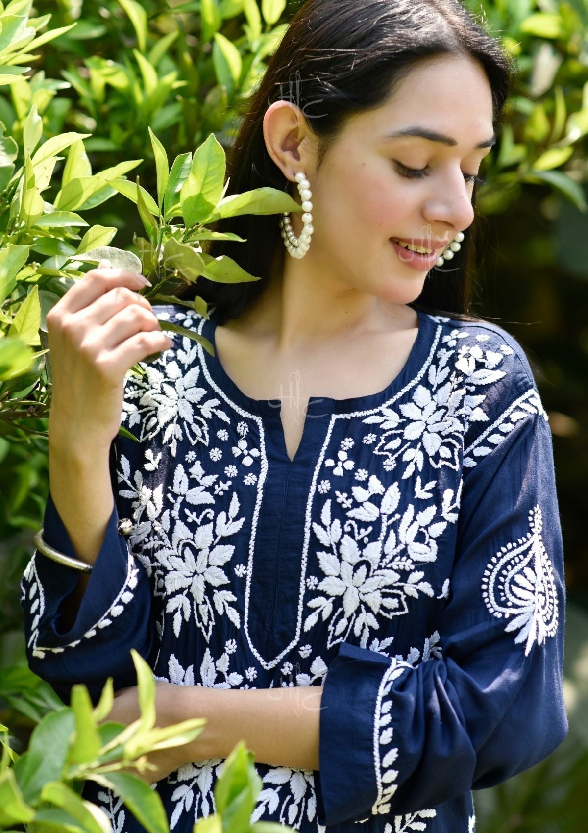 Adeeba Chikankari Modal Straight Kurta