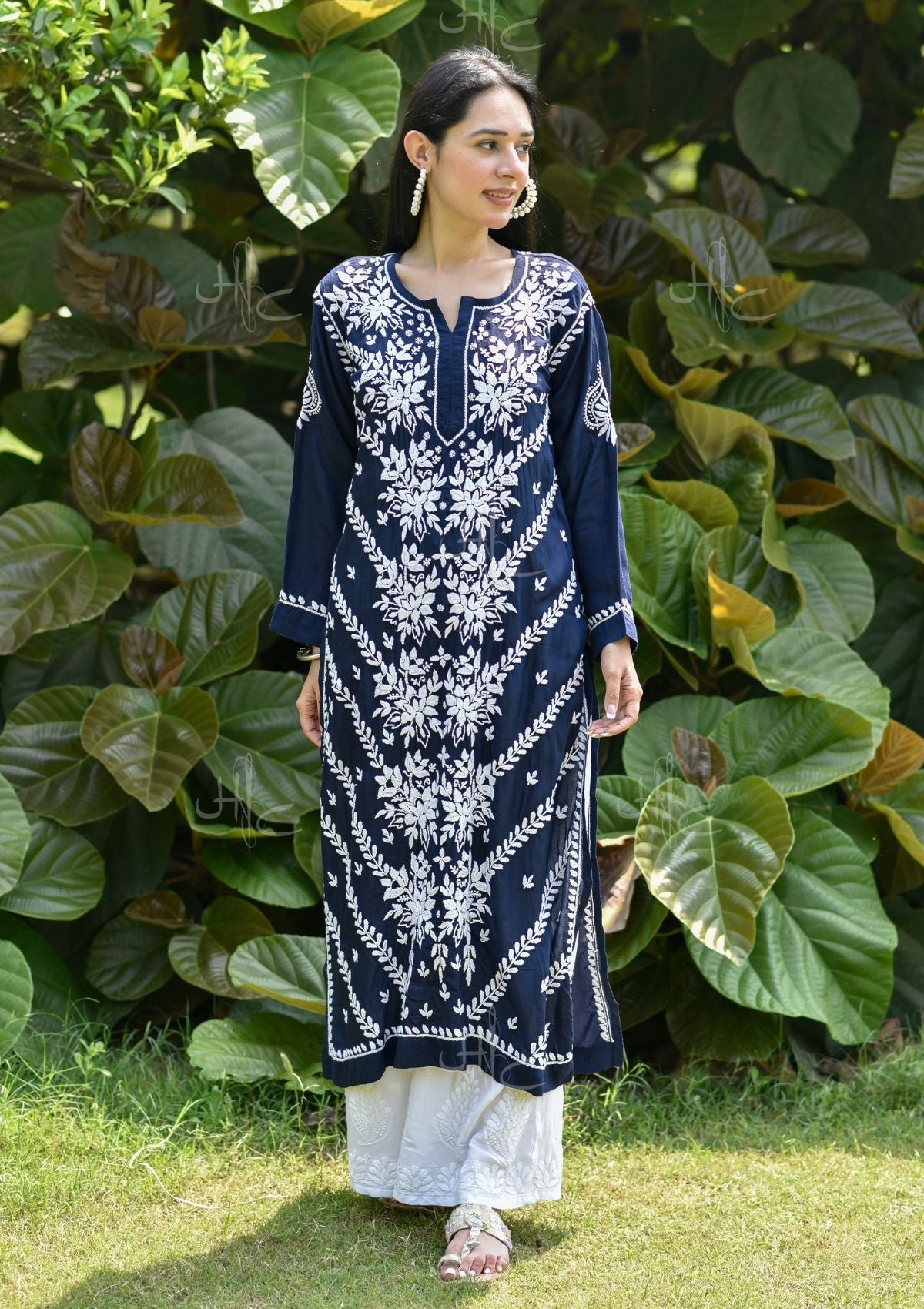 Adeeba Chikankari Modal Straight Kurta