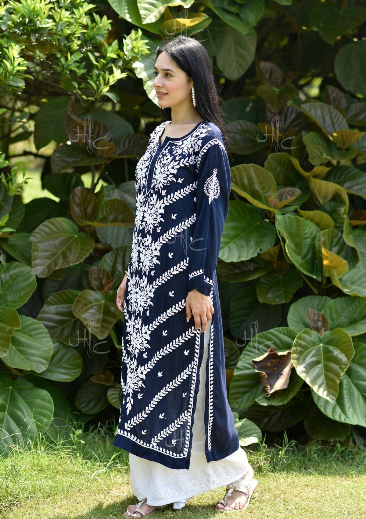 Adeeba Chikankari Modal Straight Kurta