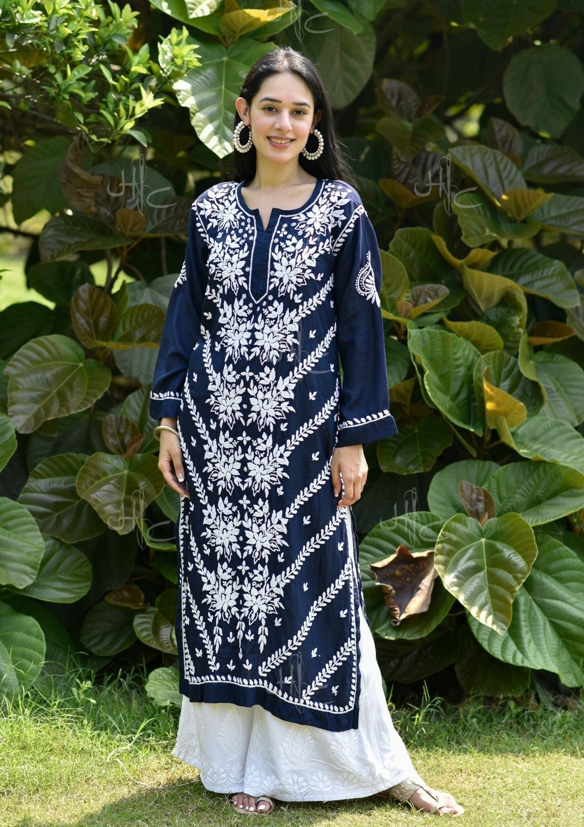 Adeeba Chikankari Modal Straight Kurta