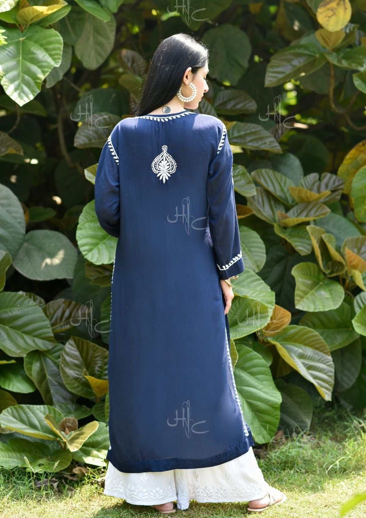 Adeeba Chikankari Modal Straight Kurta
